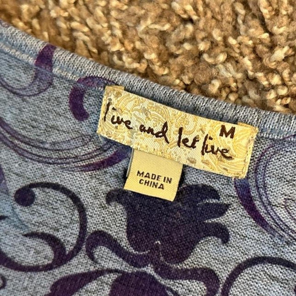 Live and Let Live Y2K Graphic Long Sleeve Knit Grunge Top Gray Purple Medium - Picture 2 of 7